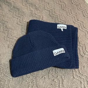 GANNI wool beanie and scarf